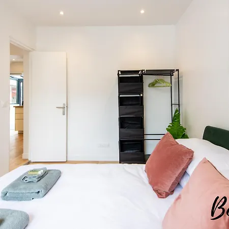 Free Parking - Porte D'orleans - 2 Bedrooms Apartment Montrouge